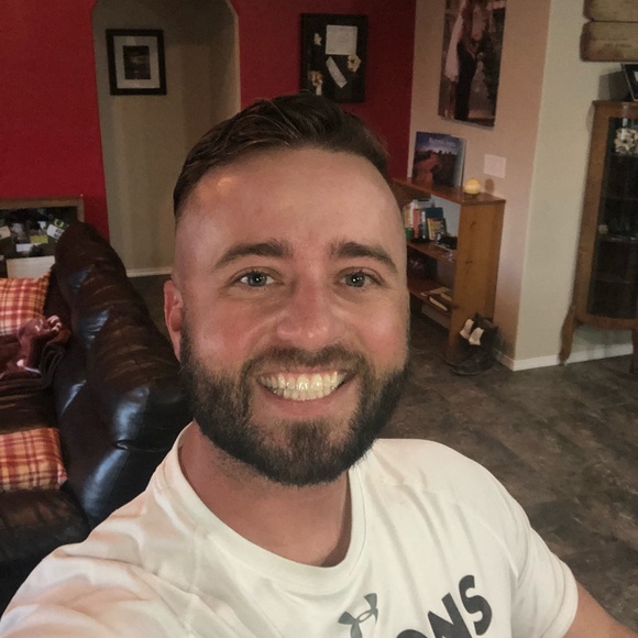 Meet your Posher, Cody - Picture 1 of 1